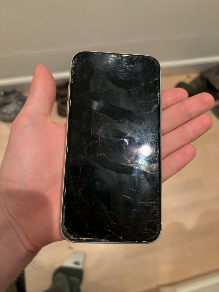 iPhone 11, 64 GB, hvid