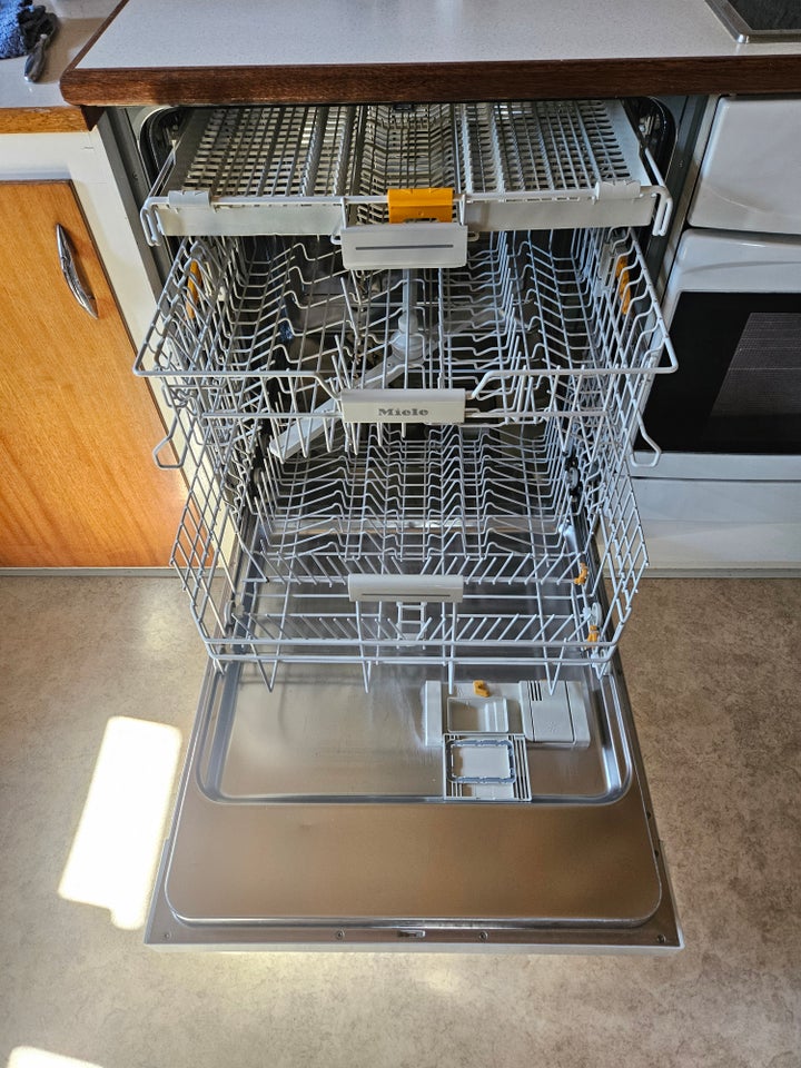 Miele G5400 SCU  fritstående