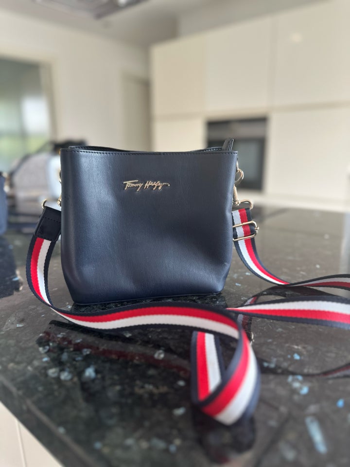 Crossbody, Tommy Hilfiger