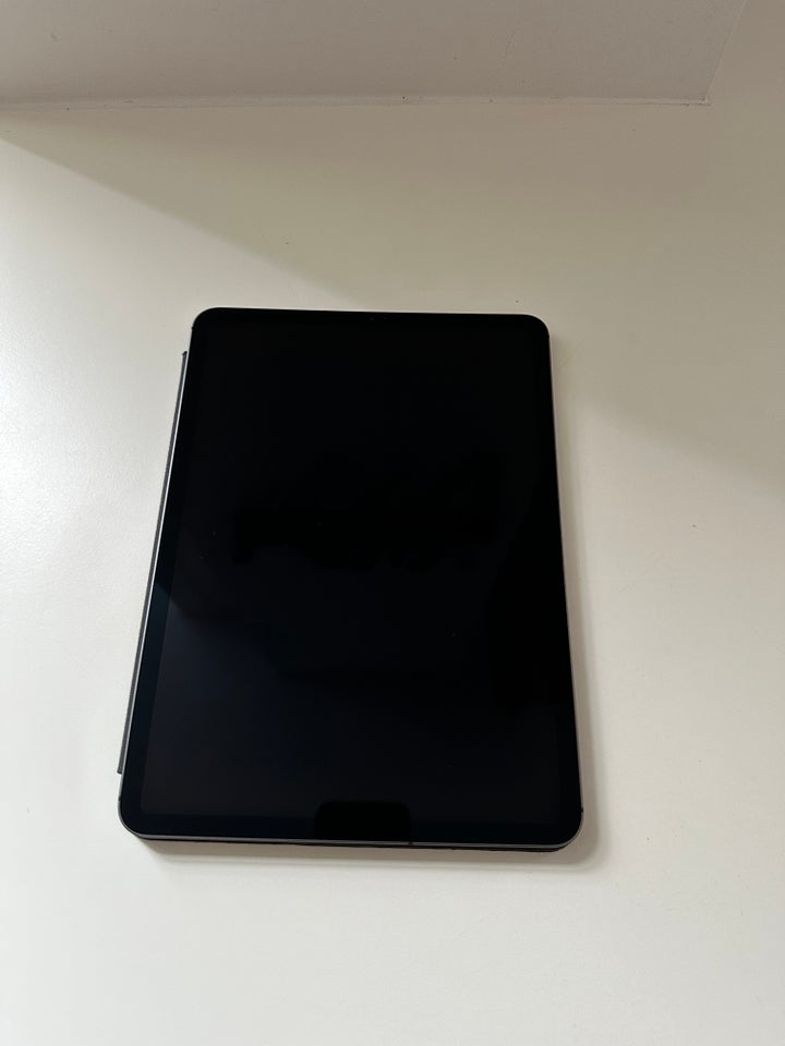 iPad Pro 3, 64 GB, sort