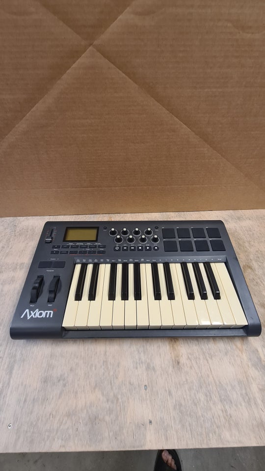 Midi keyboard M-Audio Axiom 25