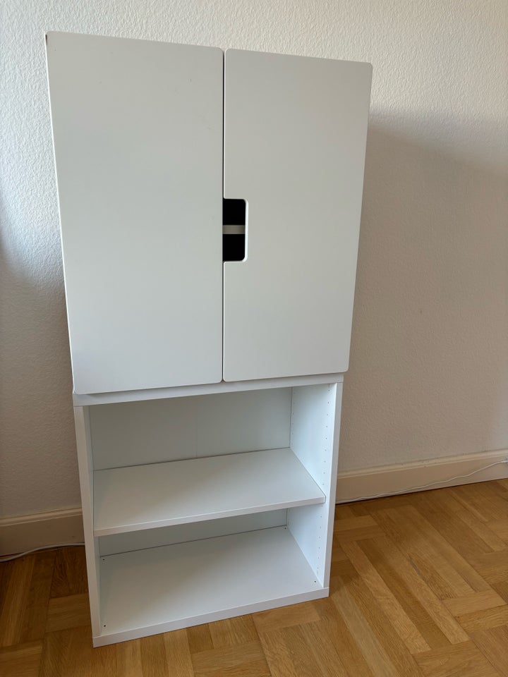 Vægskab, IKEA STUVA , b: 60 d: 31 h: 64