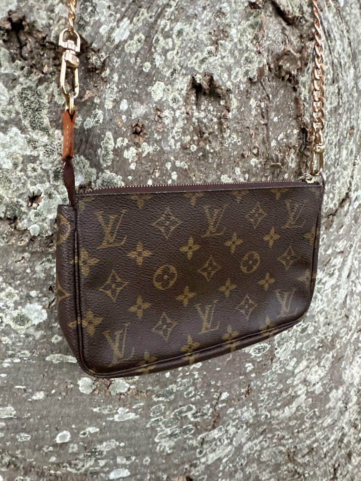 Crossbody