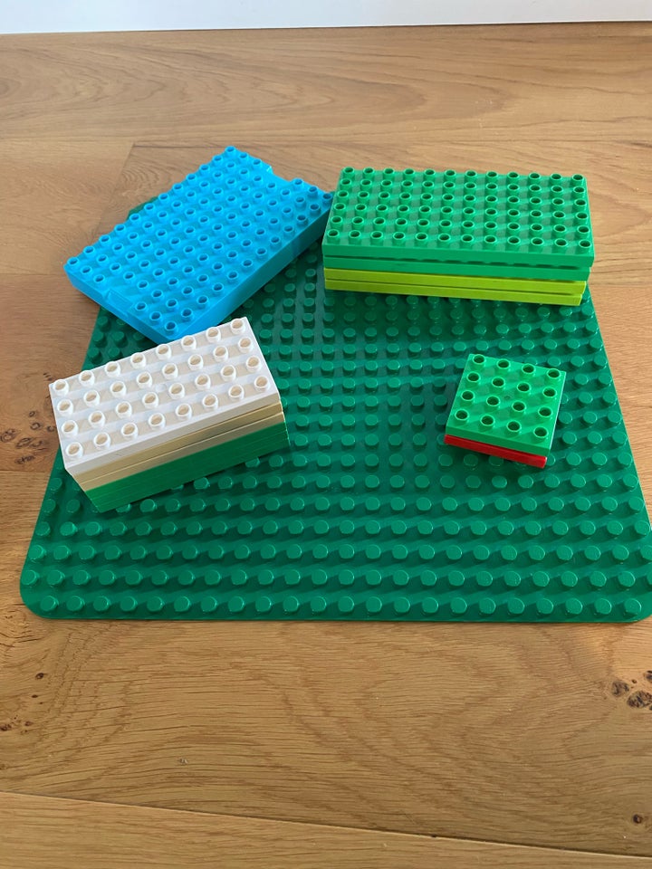 Lego Duplo, Klodser, plader