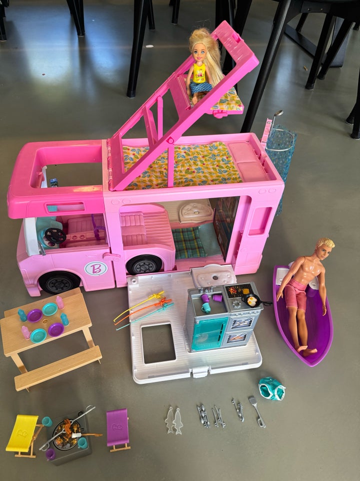 Barbie, Autocamper