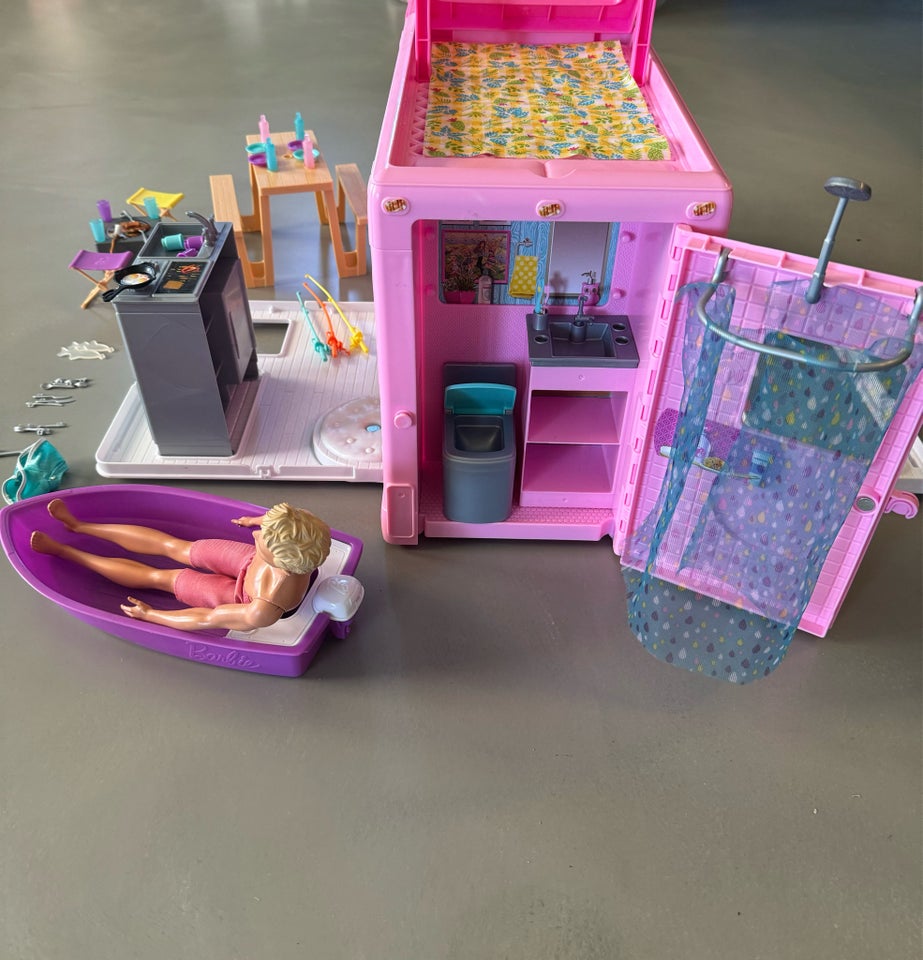 Barbie, Autocamper