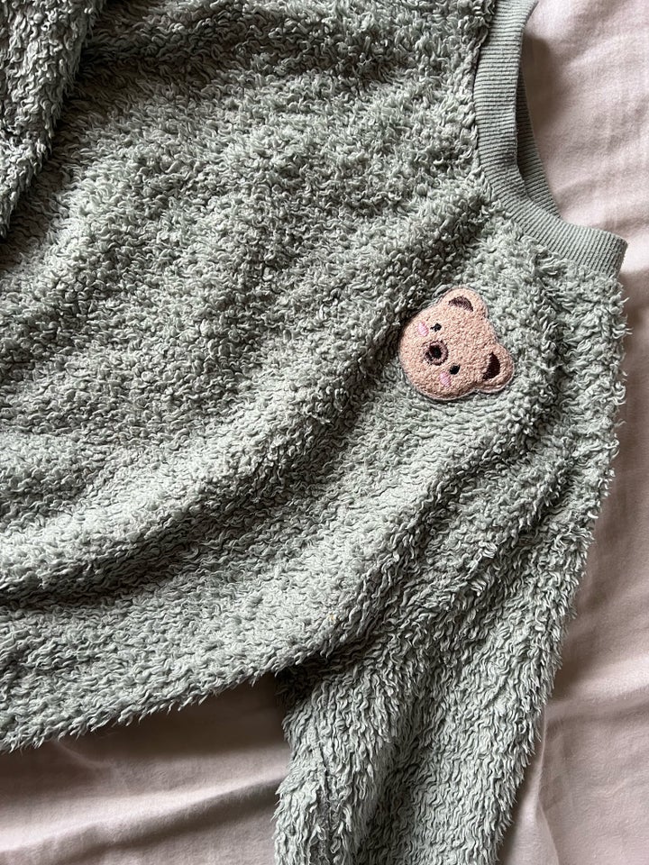 Sweater, Teddy/fleece/sweater,