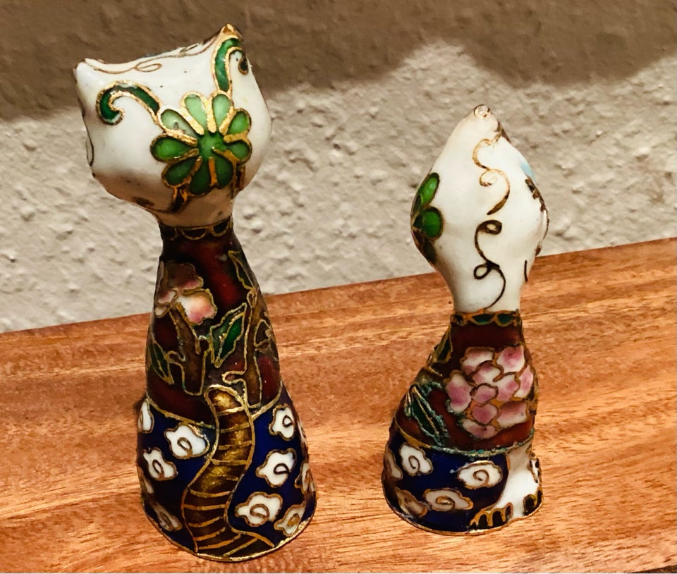 Cloisonne katte