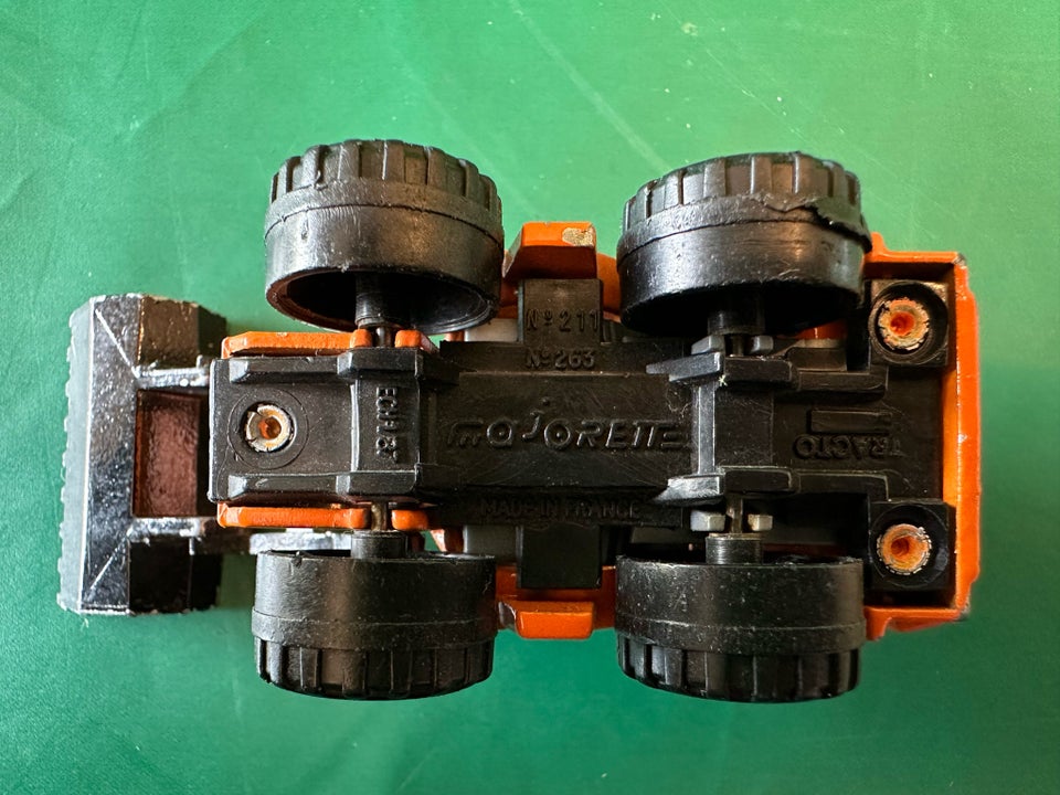 Modelbil Majorette Traktor