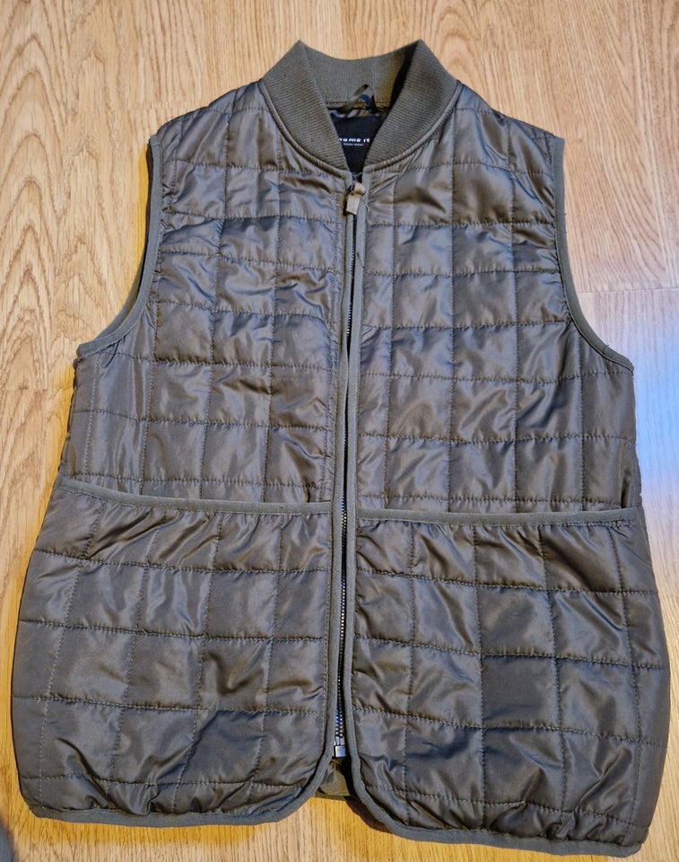 Vest, Dynevest, Name it