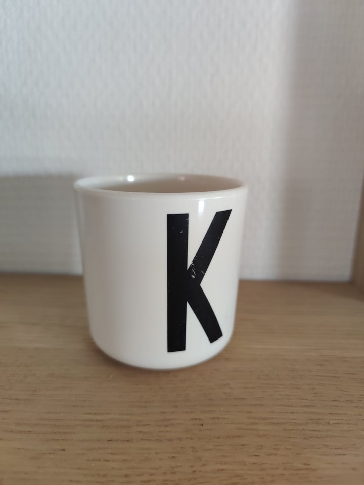 Andet, Kop, Design Letters