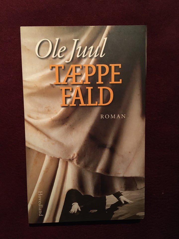 Tæppefald, Ole juul, genre: roman