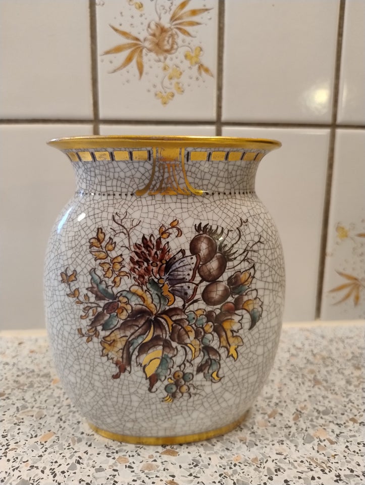 Vase, vase, Dahl jensen 104/396