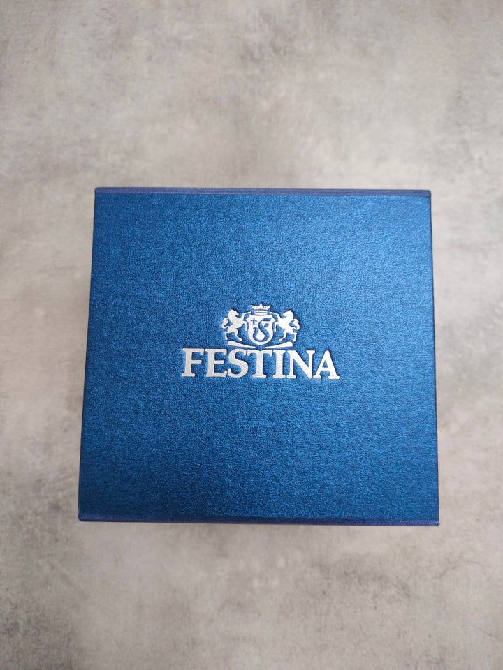 Herreur, Festina