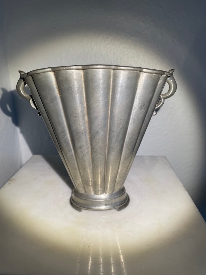 Vase Tinvase / viftevase /