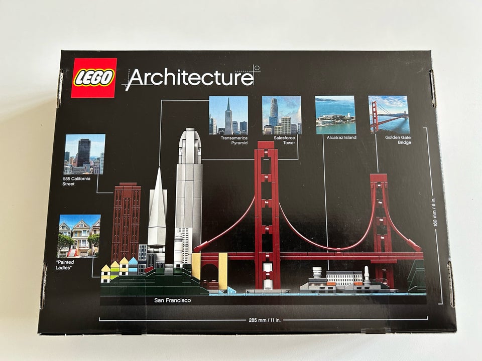 Lego Architecture 21043