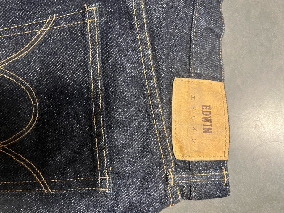 Jeans, Edwin, str. 31