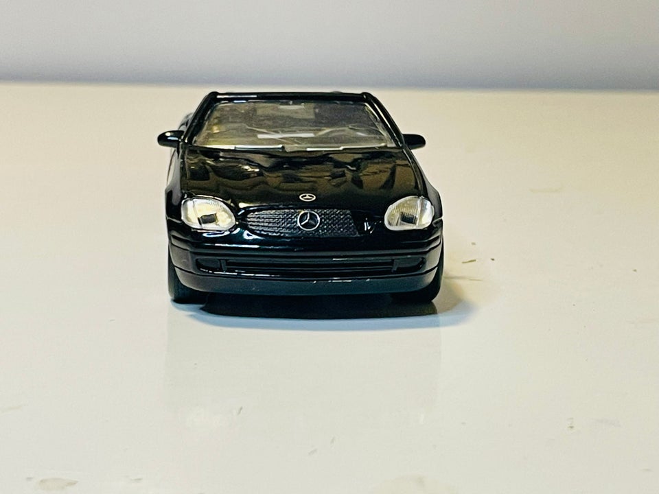 Modelbil, Welly Mercedes-Benz