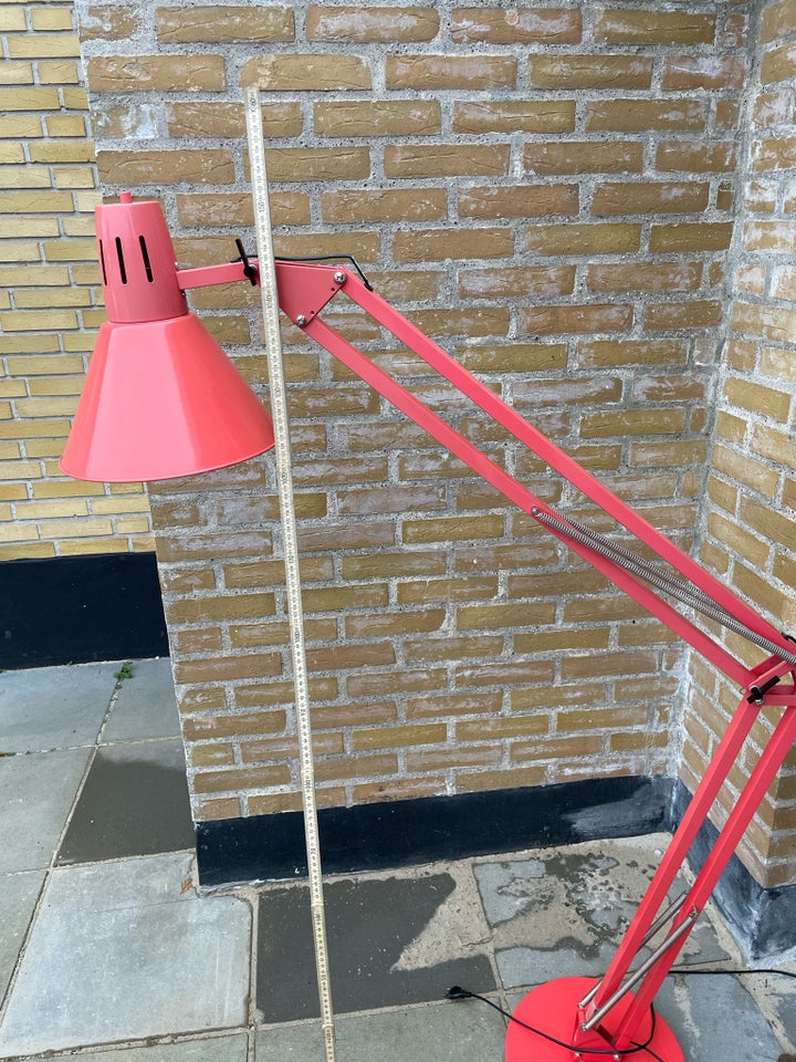 Standerlampe