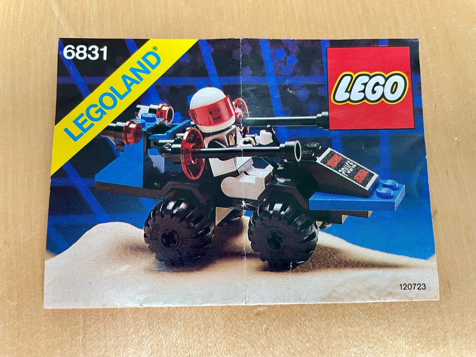 Lego Space Police 6831