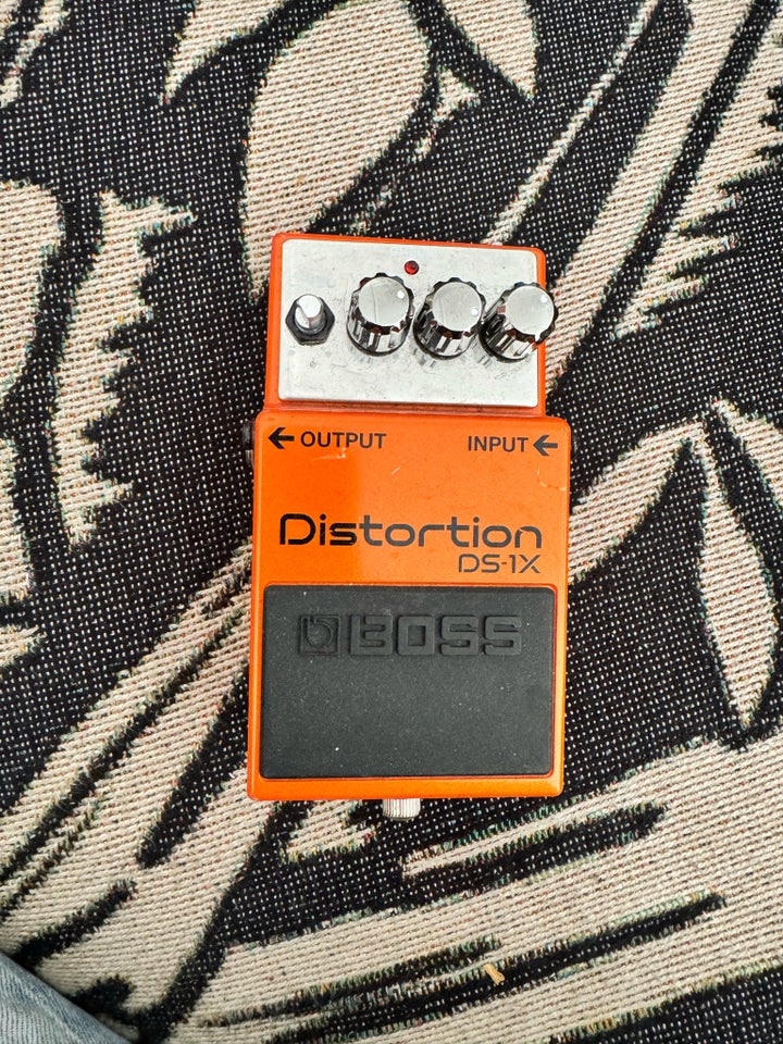 Boss Distortion, Boss DS1X