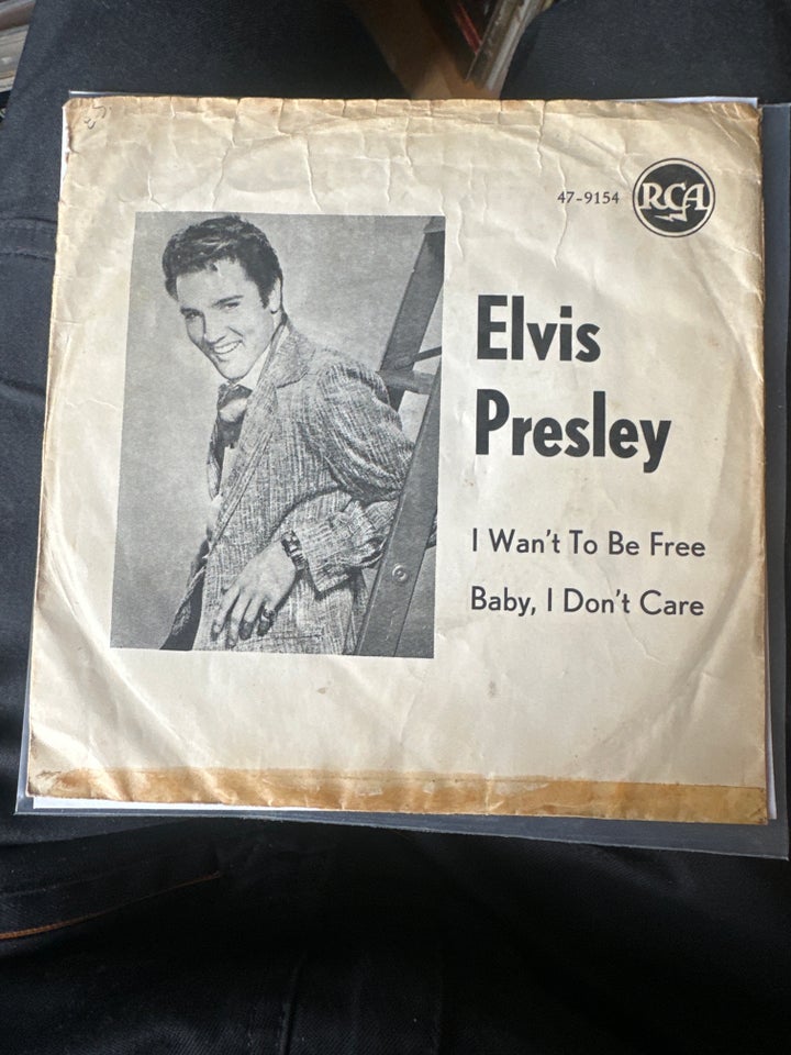 Single, Elvis Presley