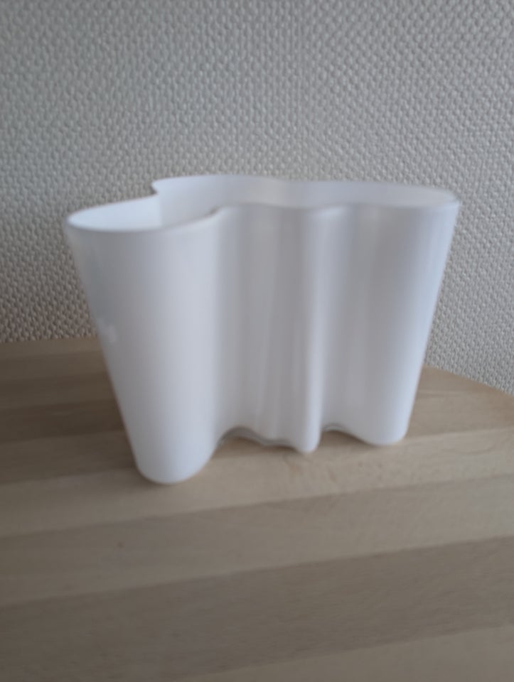 Glas Vase  Littala Aalto vase opal