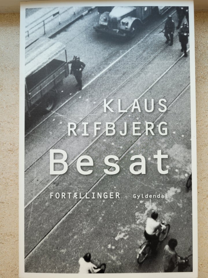 Klaus Rifbjerg, BESAT, genre: