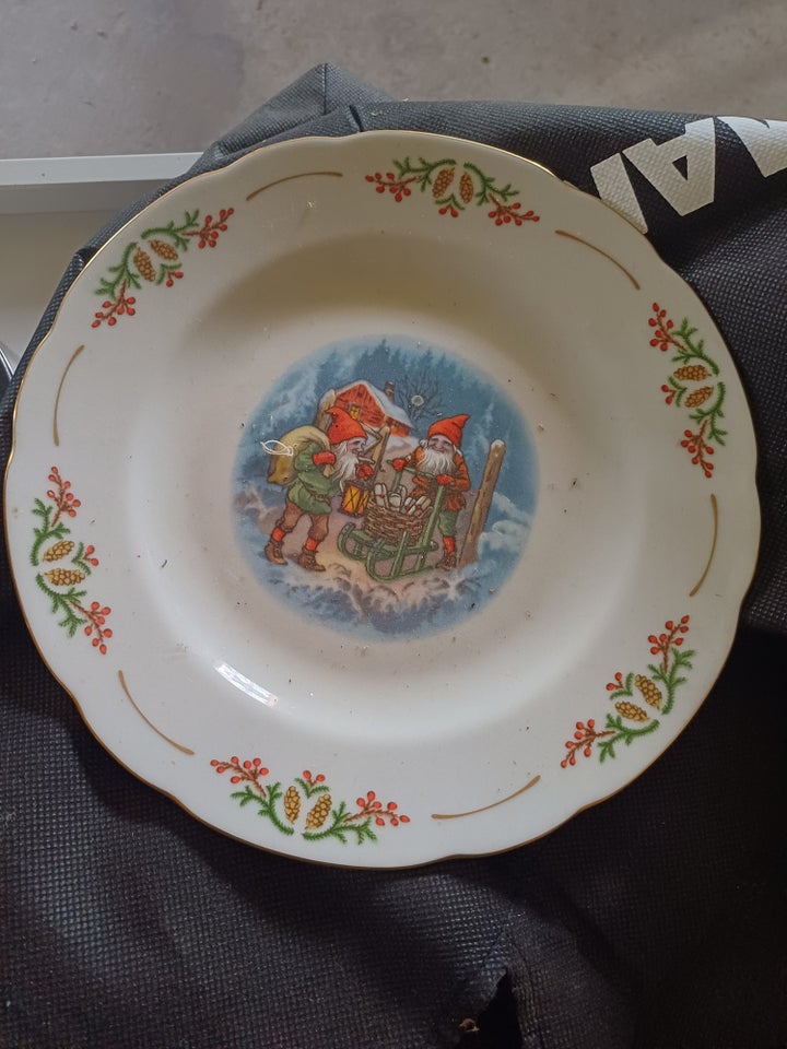 Porcelæn, Middags tallerkner,