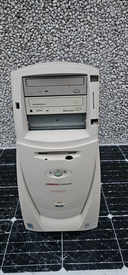 Compaq, CM1000, 0.45 Ghz