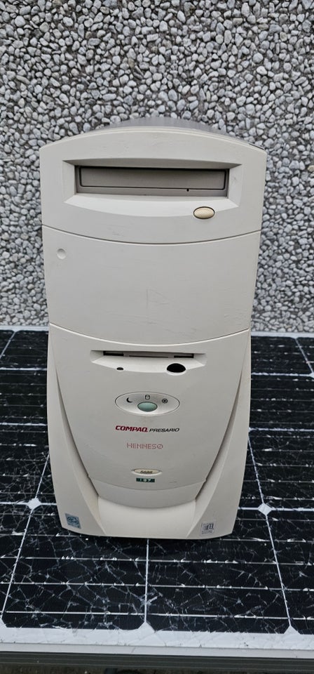 Compaq, CM1000, 0.45 Ghz