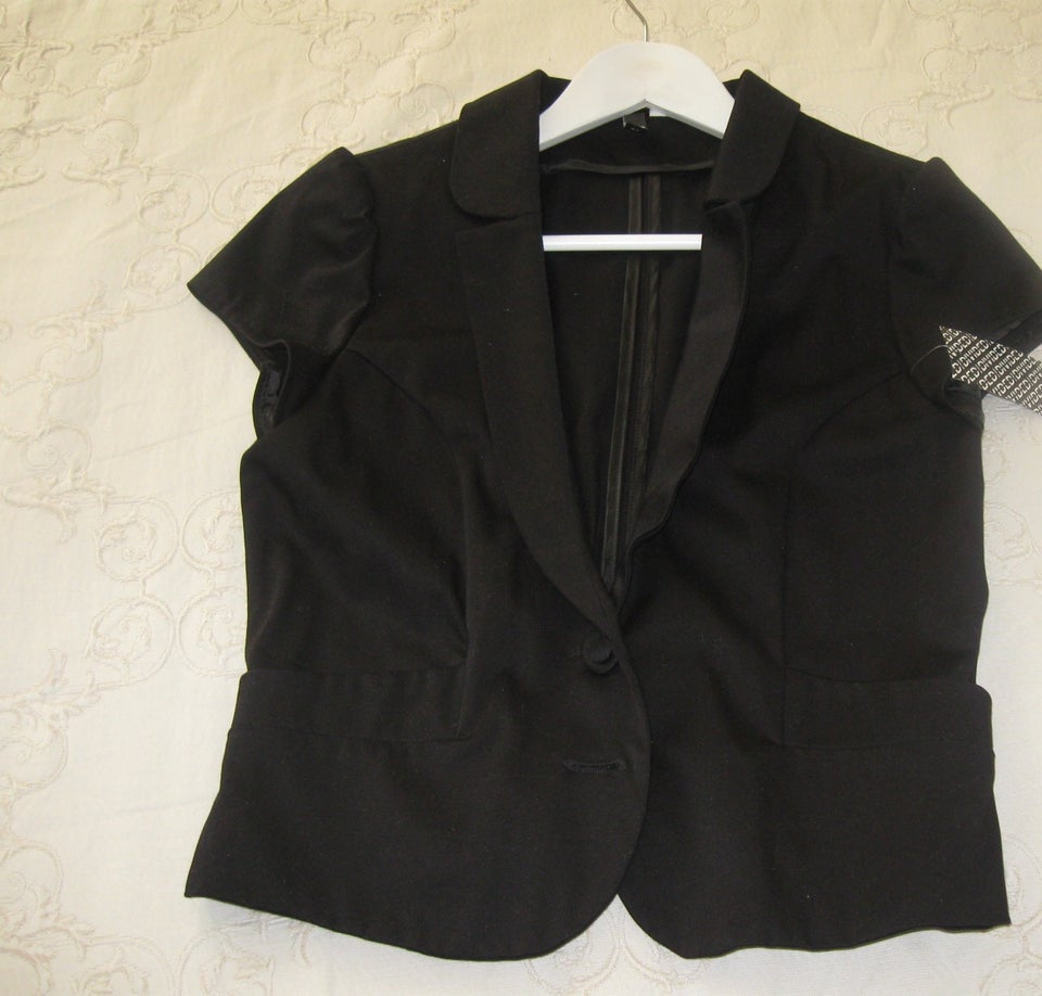 Blazer, str. 42, HM