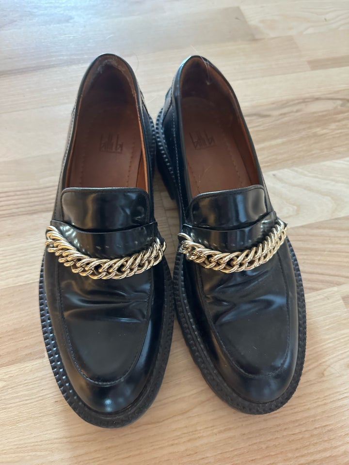 Loafers, str. 39, Billibi