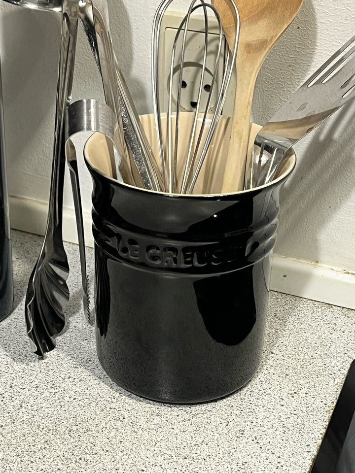 Porcelæn, Holder, Le Creuset