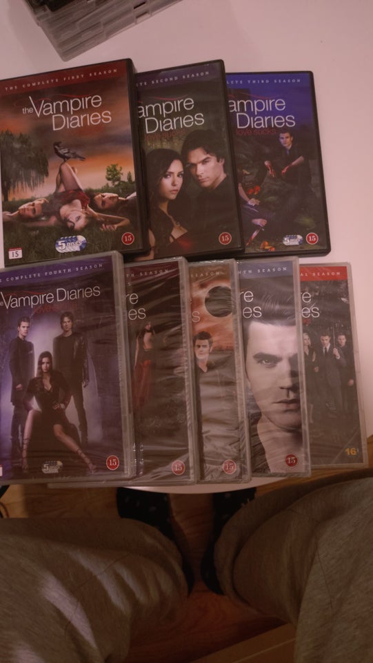 the vampire diaries, DVD, drama