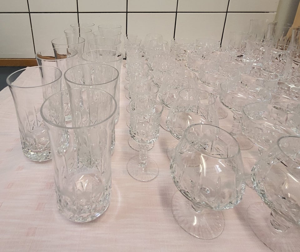 Glas, Lyngby glas service