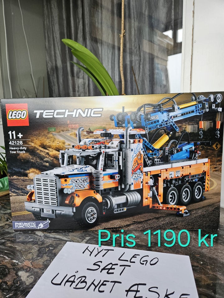 Lego Technic, 42128