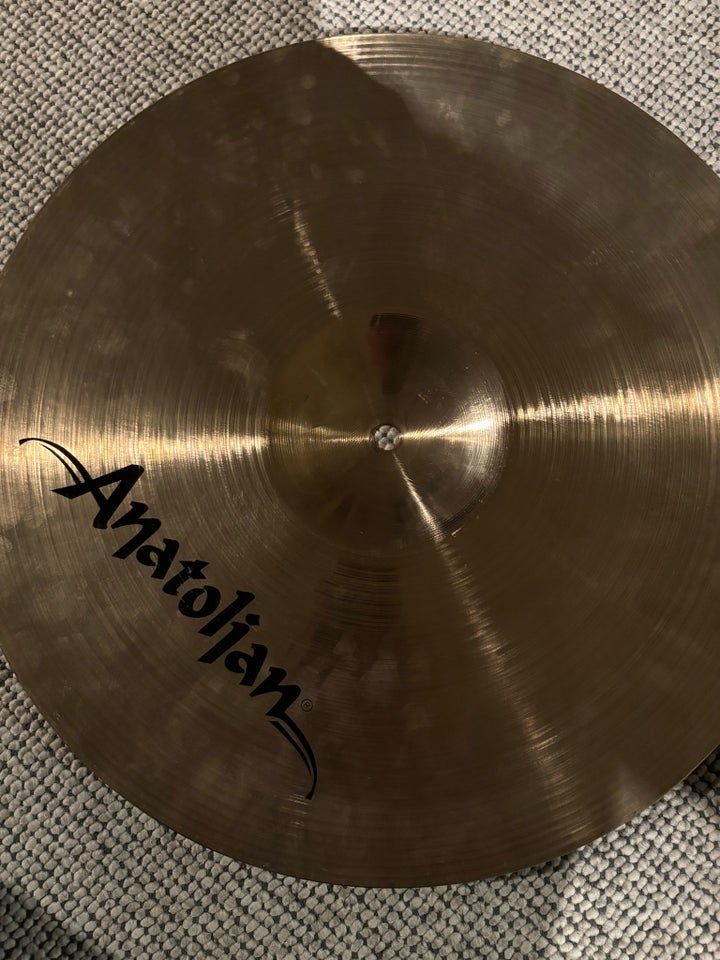 Bækken, Anatolian Baris 16” crash