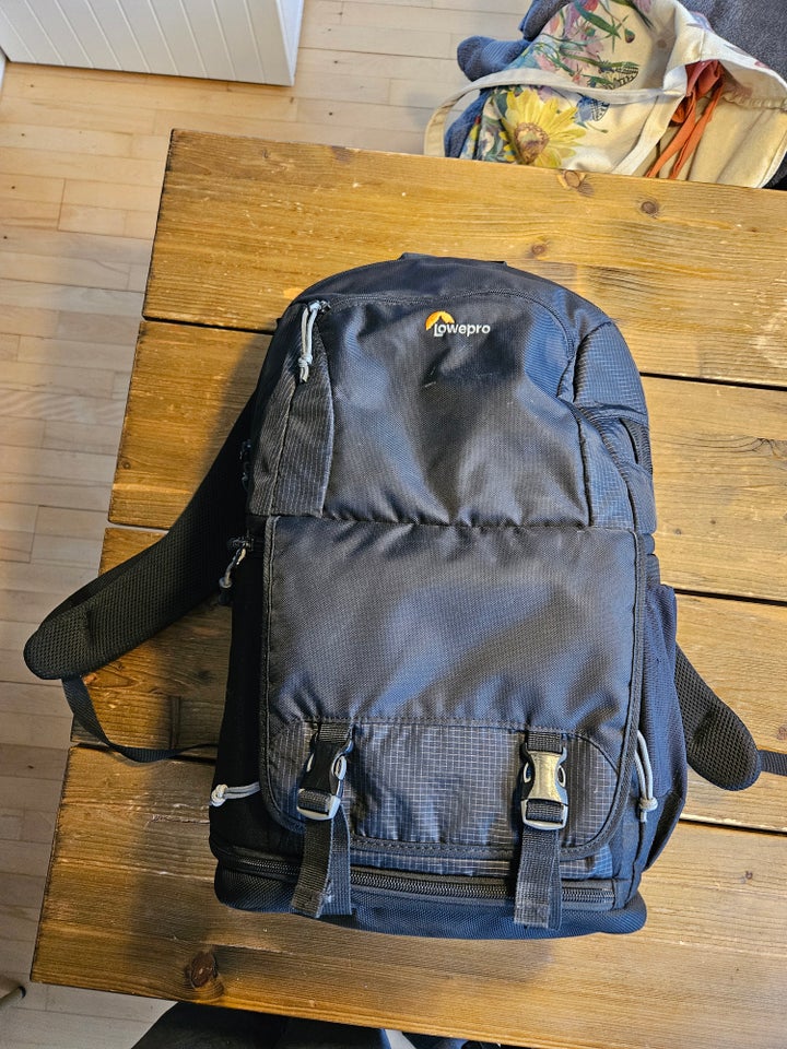 Lowepro Fastpack bp 250 aw 2,