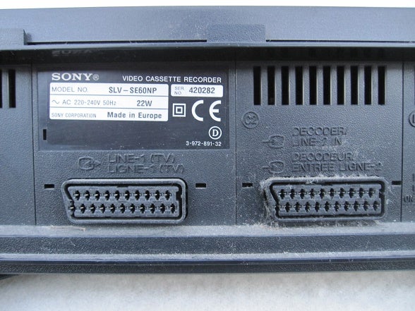 VHS videomaskine, Sony, SLV-SE60