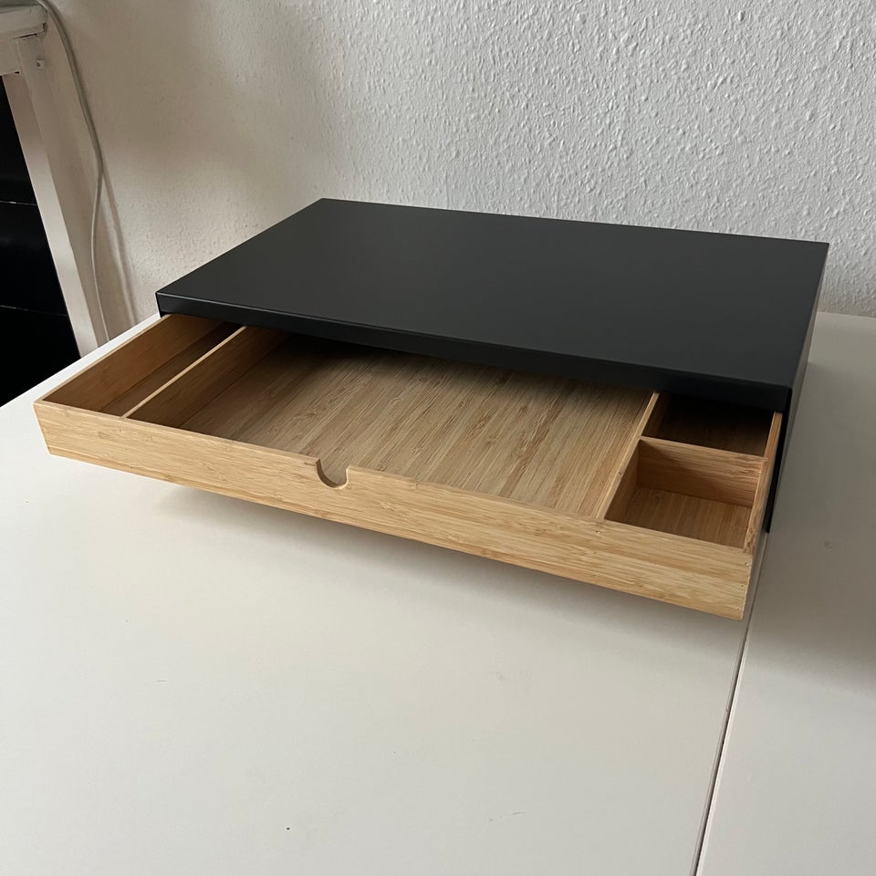 Computerbord, IKEA, b: 47 d: 26 h: 10