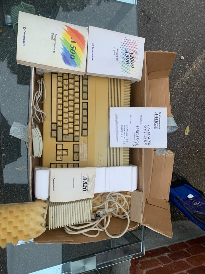 amiga 500, spillekonsol, Rimelig