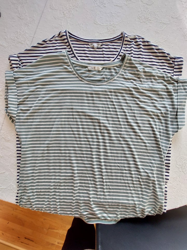 T-shirt, Only, str. 44