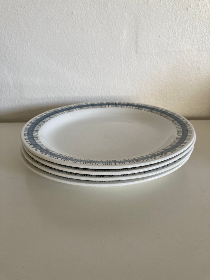 Porcelæn 4 Kagetallerkner