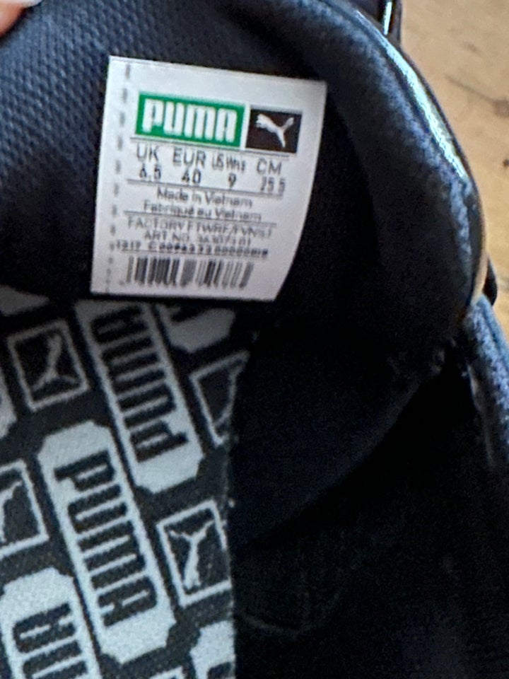 Sneakers, str. 40, Puma