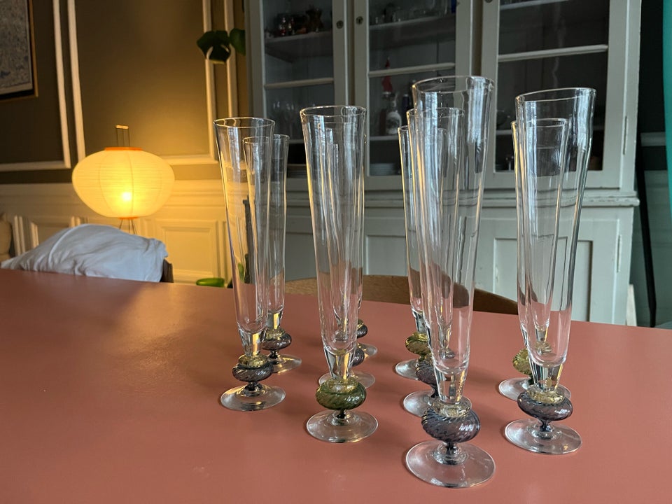 Glas, Mundblæste champagneglas,