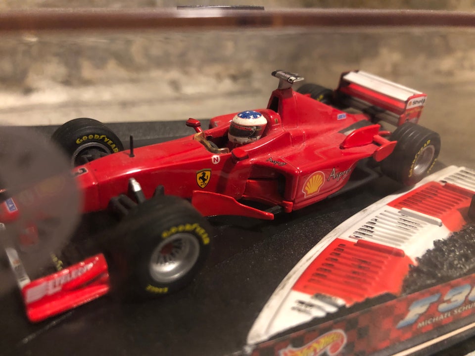 Modelbil, Ferrari, skala 1:48