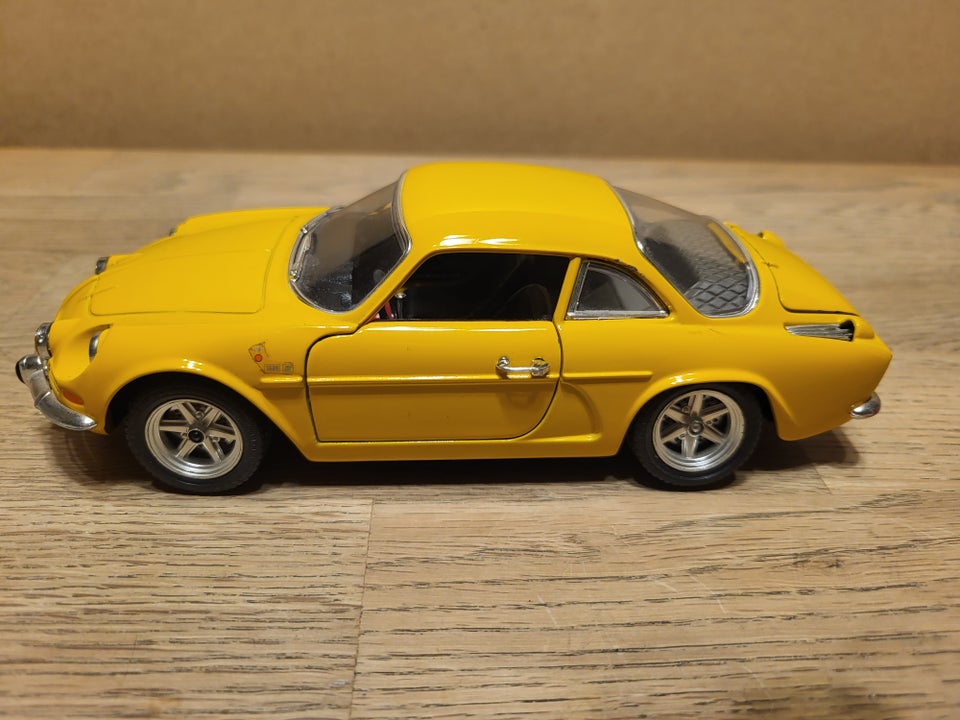 Modellastbil, Renault Alpine A110