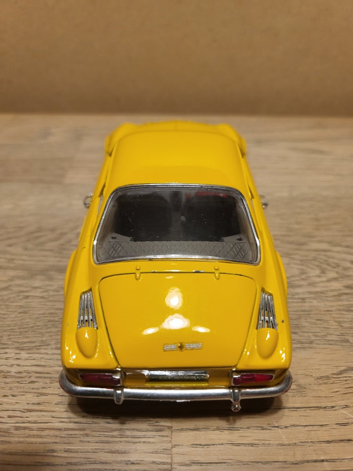 Modellastbil, Renault Alpine A110