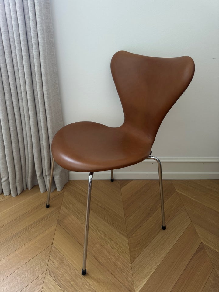 Arne Jacobsen, stol, 7’er